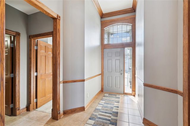 6980 Cody Drive 3, West Des Moines, IA 50266