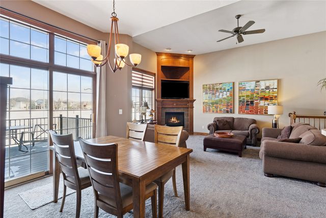 6980 Cody Drive 3, West Des Moines, IA 50266