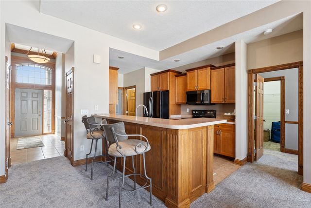 6980 Cody Drive 3, West Des Moines, IA 50266