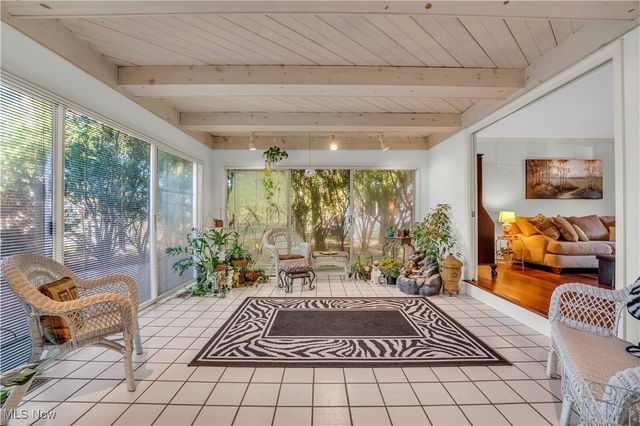 18162 Fawn Circle, Strongsville, OH 44136