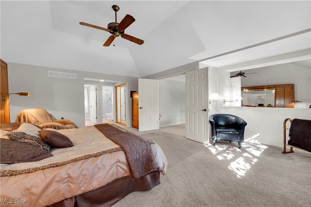 18162 Fawn Circle, Strongsville, OH 44136