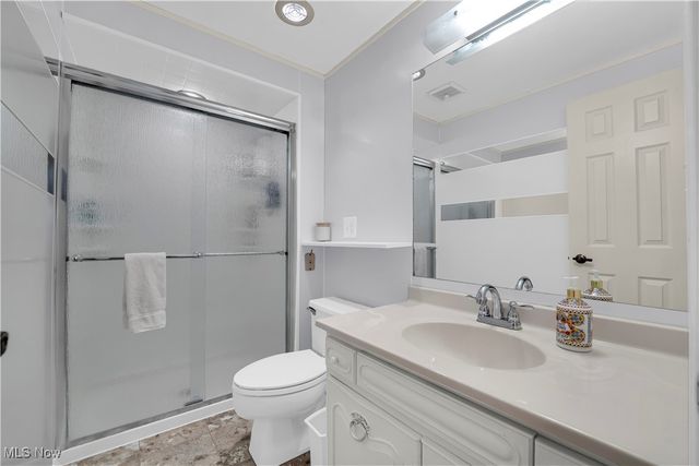 18162 Fawn Circle, Strongsville, OH 44136