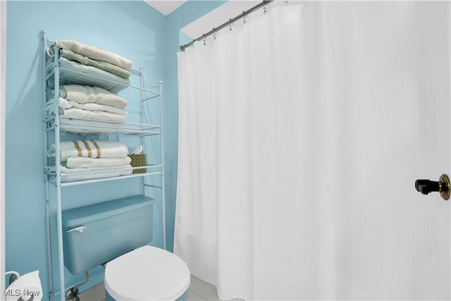 18162 Fawn Circle, Strongsville, OH 44136