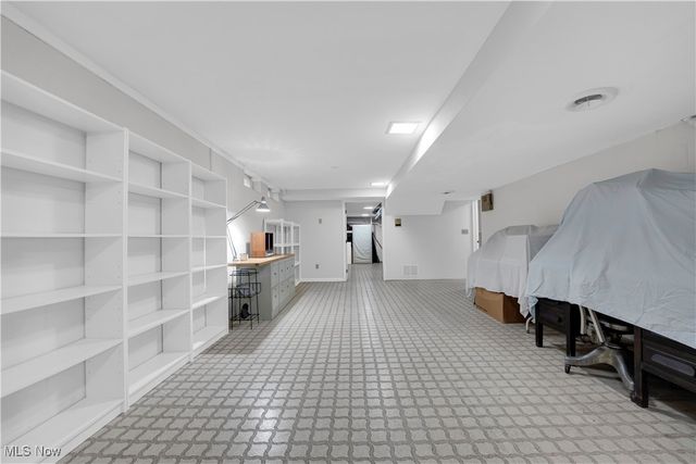 18162 Fawn Circle, Strongsville, OH 44136