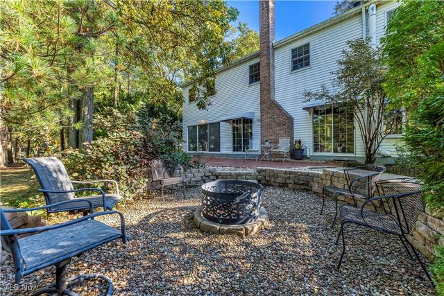 18162 Fawn Circle, Strongsville, OH 44136