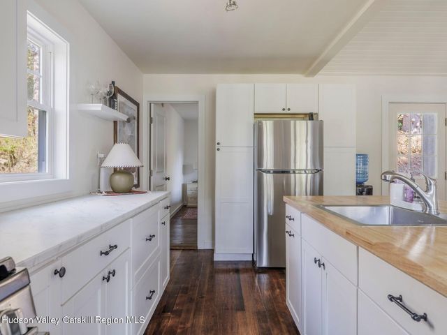 7 Karlstadt Road, Windham, NY 12496