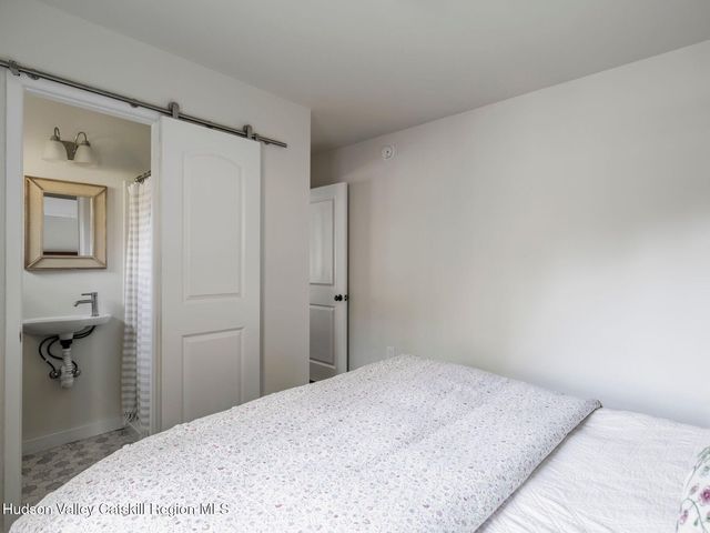 7 Karlstadt Road, Windham, NY 12496