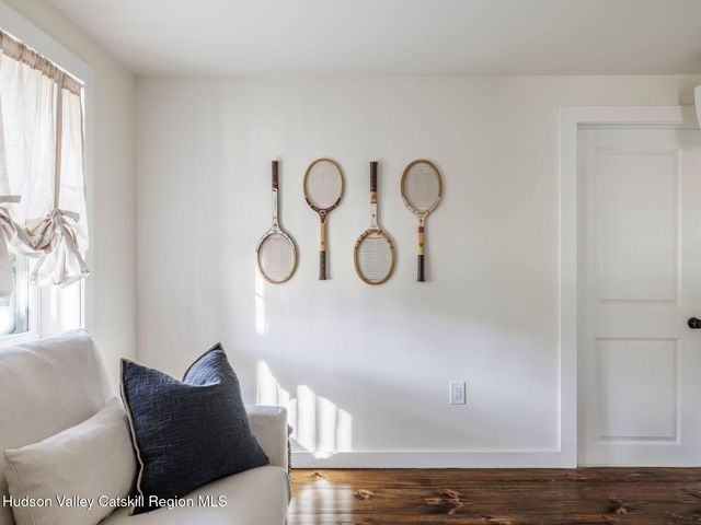 7 Karlstadt Road, Windham, NY 12496