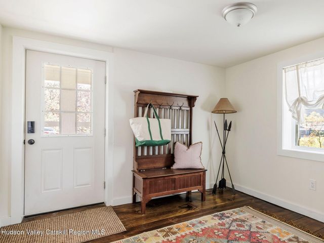 7 Karlstadt Road, Windham, NY 12496