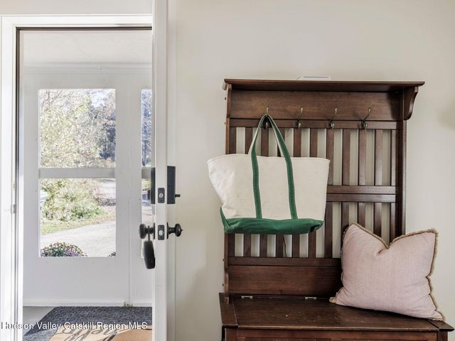 7 Karlstadt Road, Windham, NY 12496