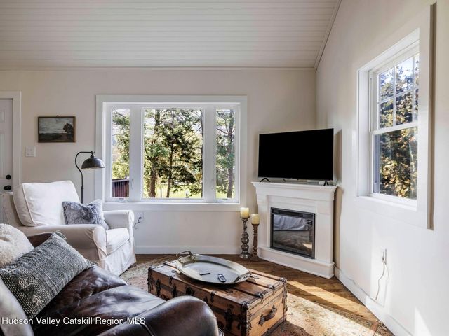 7 Karlstadt Road, Windham, NY 12496