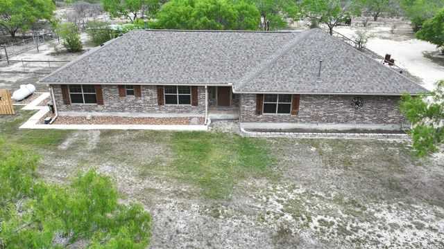 530 Pr D47, Charlotte, TX 78011