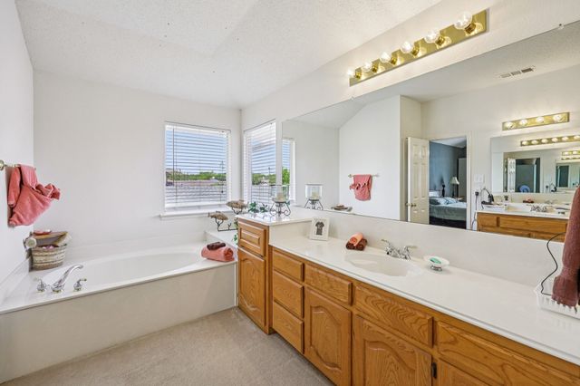 3723 Trailridge Drive, Sachse, TX 75048