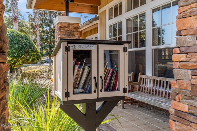 4683 PINE LAKE Drive, Middleburg, FL 32068