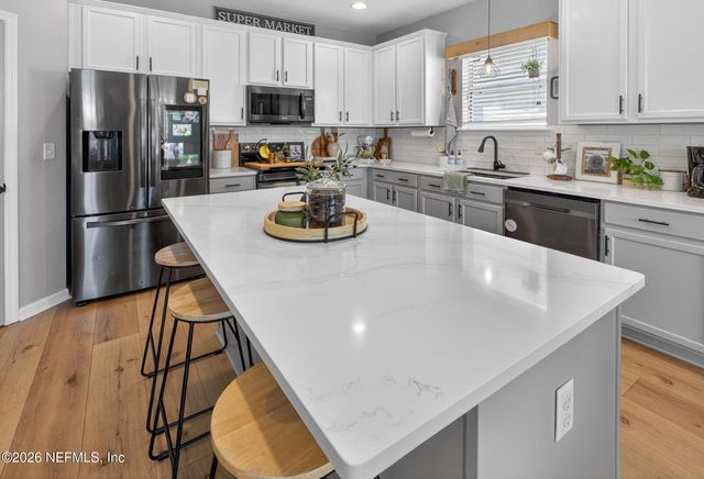 4683 PINE LAKE Drive, Middleburg, FL 32068