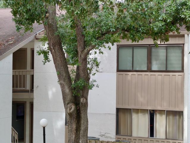 12100 Melville Drive 302C, Montgomery, TX 77356