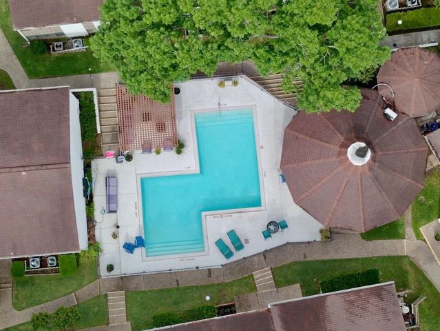 12100 Melville Drive 302C, Montgomery, TX 77356