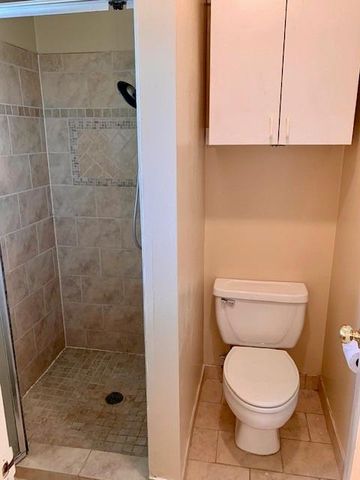 16215 Rill Lane, Houston, TX 77062