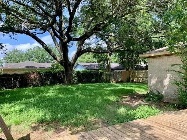 16215 Rill Lane, Houston, TX 77062