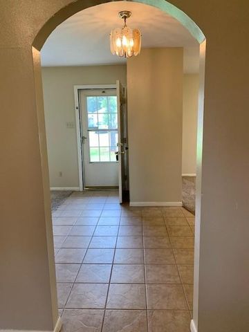 16215 Rill Lane, Houston, TX 77062