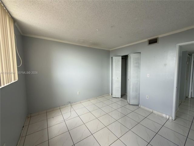 8231 NW 8th St 2-504, Miami, FL 33126