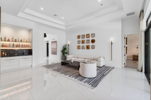 8769 Sydney Harbor Circle, Delray Beach, FL 33446