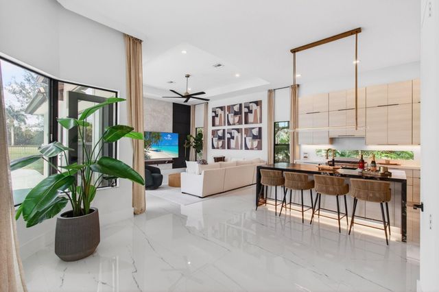 8769 Sydney Harbor Circle, Delray Beach, FL 33446