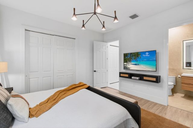 8769 Sydney Harbor Circle, Delray Beach, FL 33446