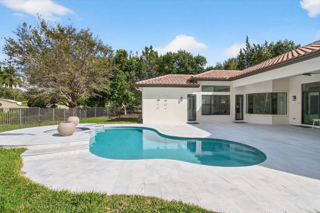 8769 Sydney Harbor Circle, Delray Beach, FL 33446