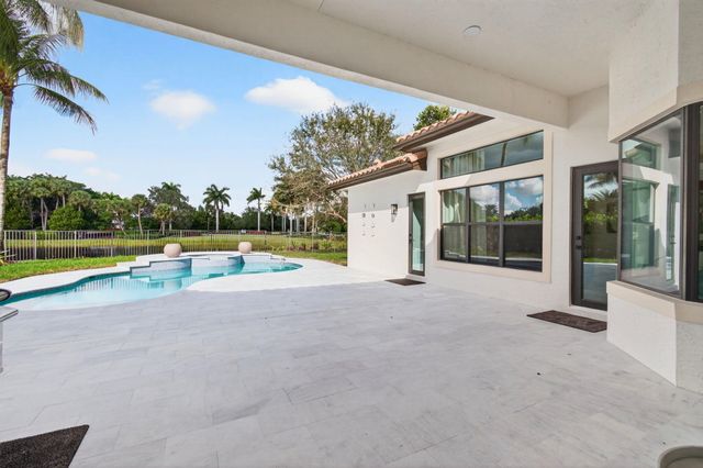8769 Sydney Harbor Circle, Delray Beach, FL 33446