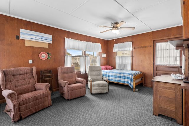 123 Yaupon Ave., Murrells Inlet, SC 29576