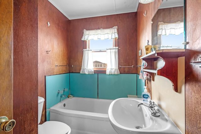 123 Yaupon Ave., Murrells Inlet, SC 29576