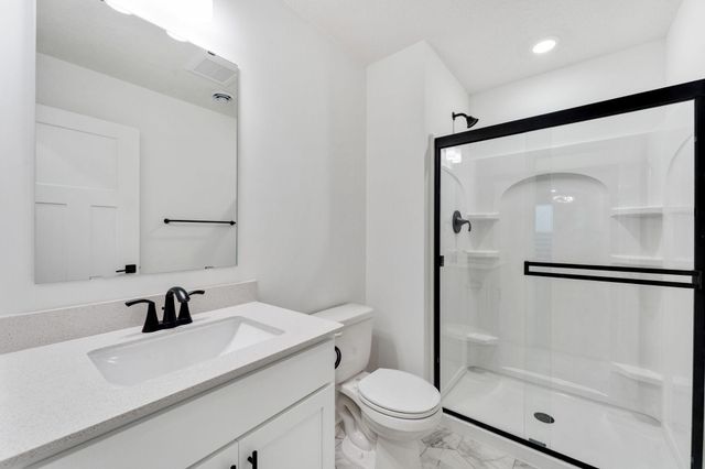 851 Londonderry Lane NW, Rochester, MN 55901