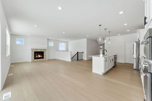 851 Londonderry Lane NW, Rochester, MN 55901