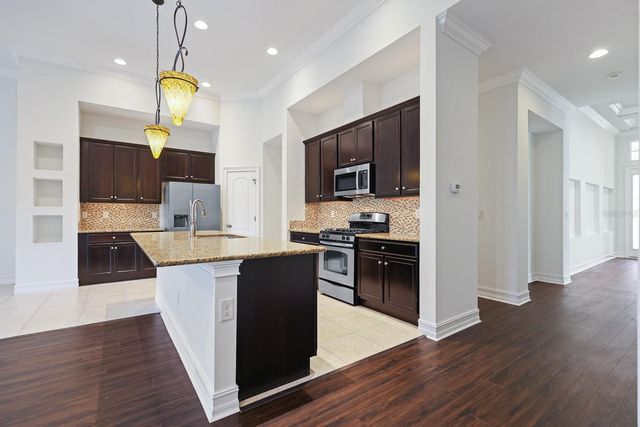 6716 PARK STRAND DRIVE, Apollo Beach, FL 33572