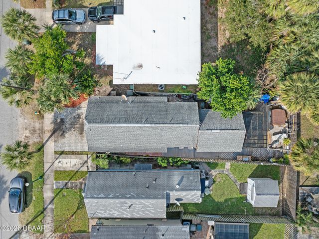 135 S Hollywood Avenue, Daytona Beach, FL 32118