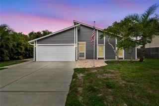 903 PLUM TREE LANE, Sarasota, FL 34243