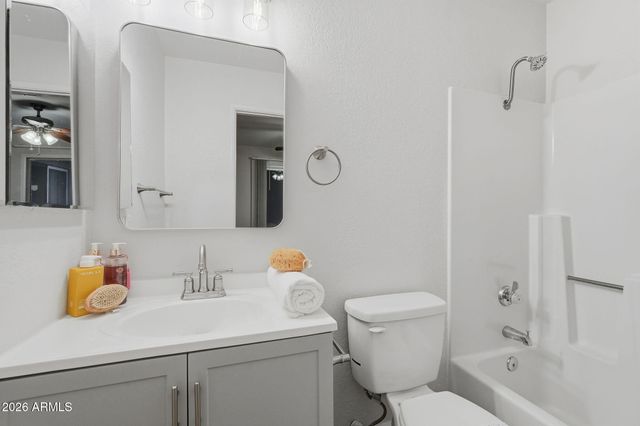 409 W PONTIAC Drive 1, Phoenix, AZ 85027