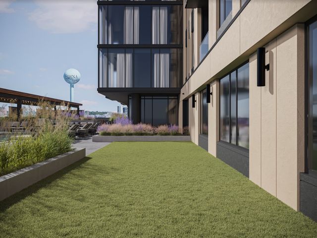 3650 Hazelton Road 1014, Edina, MN 55435