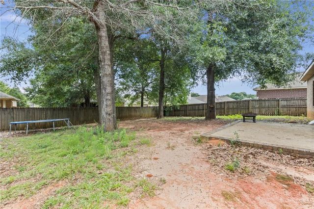 2237 Farrington Loop E, Semmes, AL 36575