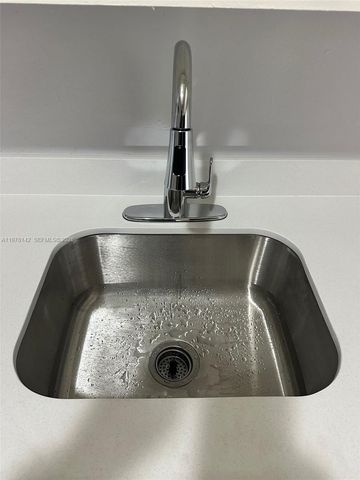 8000 Fairview Dr 306, Tamarac, FL 33321