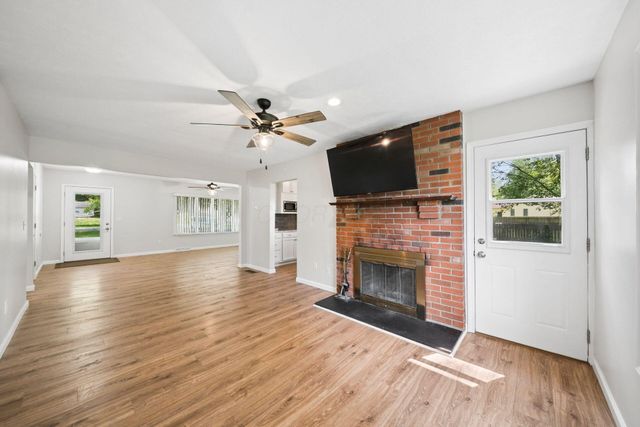 417 Forward Pass Road SW, Pataskala, OH 43062
