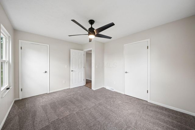 417 Forward Pass Road SW, Pataskala, OH 43062