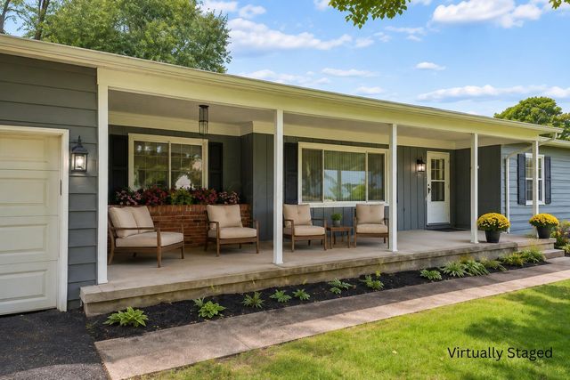 417 Forward Pass Road SW, Pataskala, OH 43062