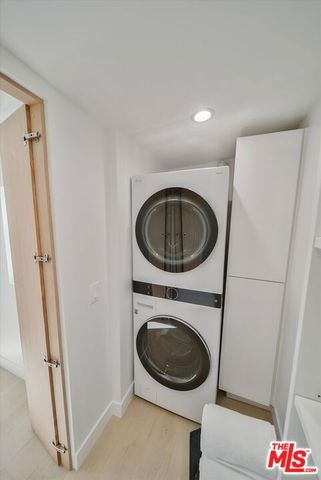 2021 Idaho Avenue, Santa Monica, CA 90403