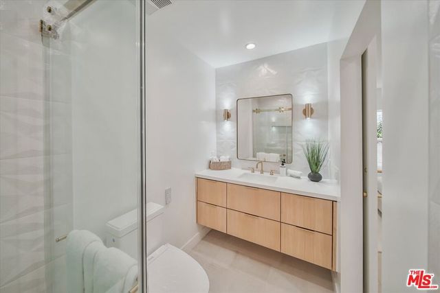 2021 Idaho Avenue, Santa Monica, CA 90403