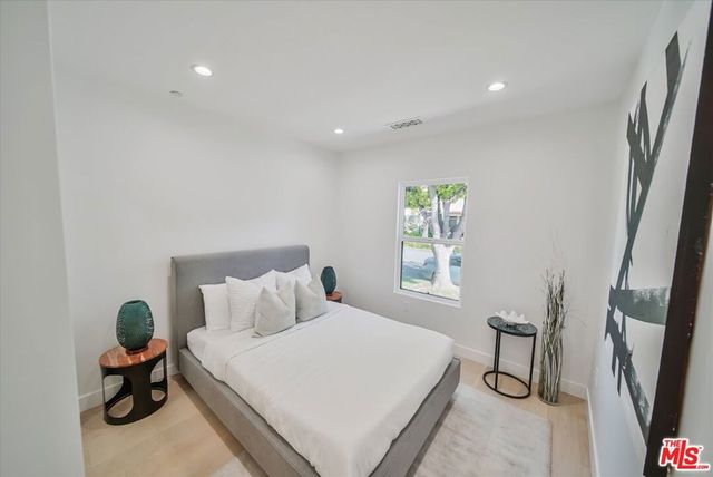 2021 Idaho Avenue, Santa Monica, CA 90403