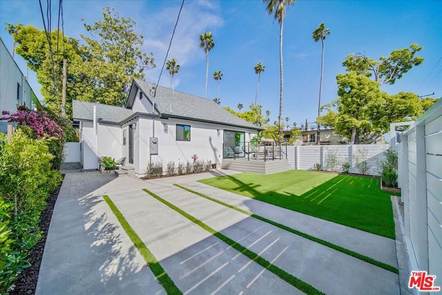 2021 Idaho Avenue, Santa Monica, CA 90403