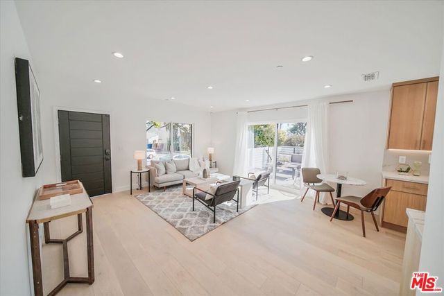 2021 Idaho Avenue, Santa Monica, CA 90403