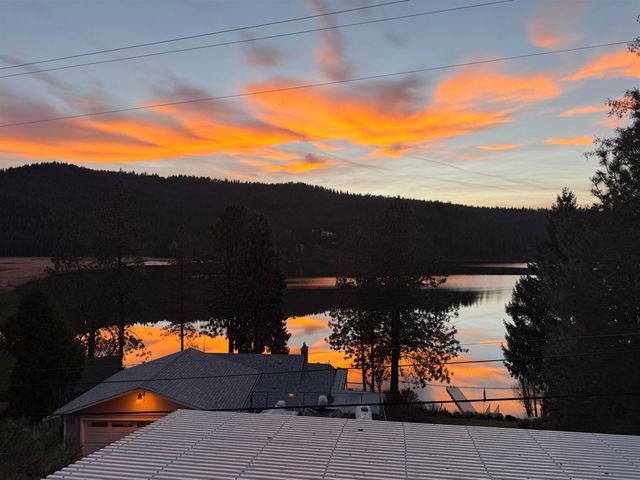 2008 S Zephyr Rd, Liberty Lake, WA 99019